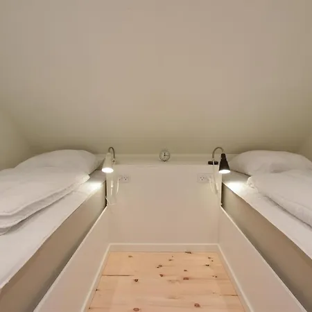 Apartamento Three-bedroom In *